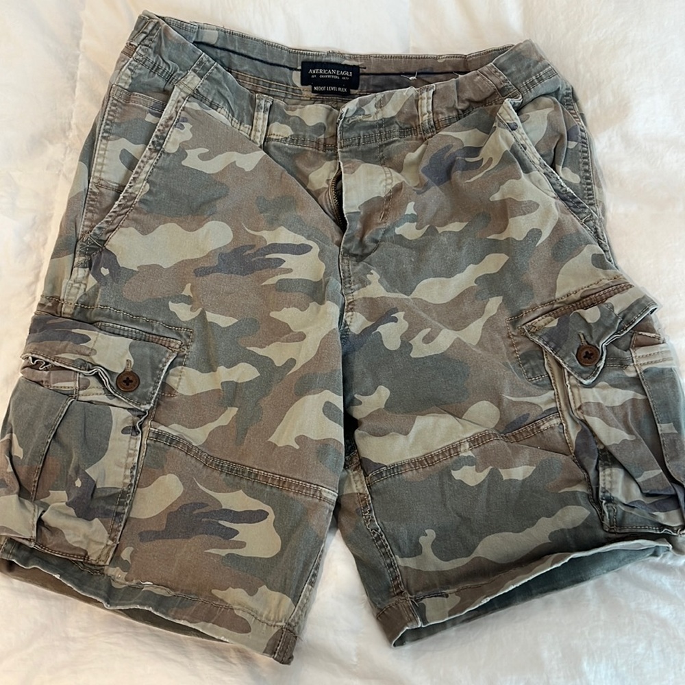 Men’s AE cargos